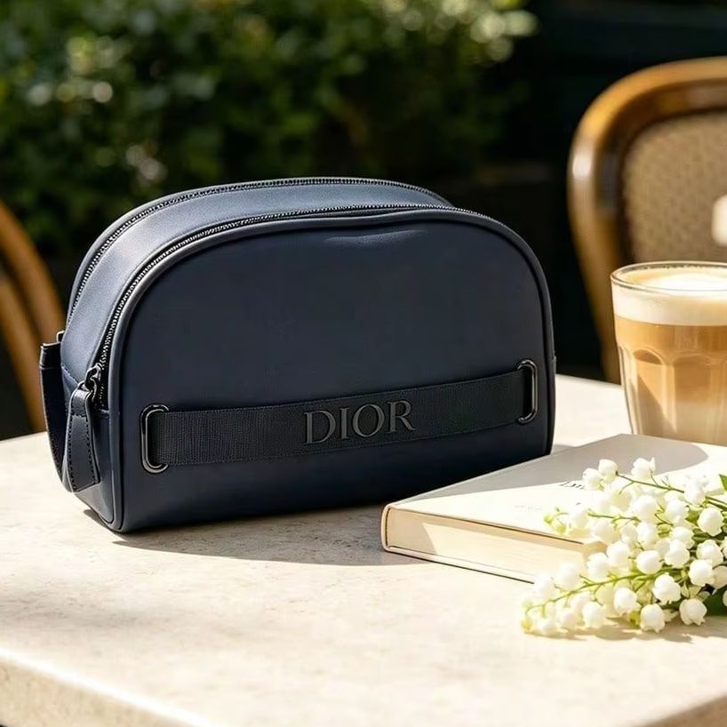 Tas Kosmetik Dior Biru Navy Be - Luxury Bags Dior ulasan dan harga