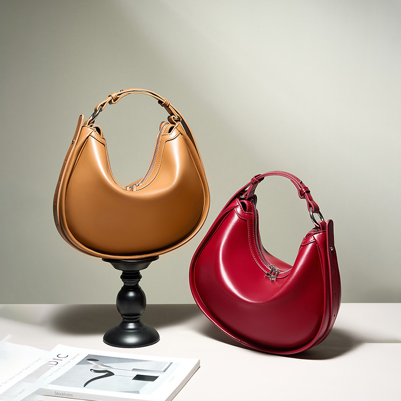 Tas Ketiak Gelandangan Wanita  - Luxury Bags Wholesale ulasan dan harga
