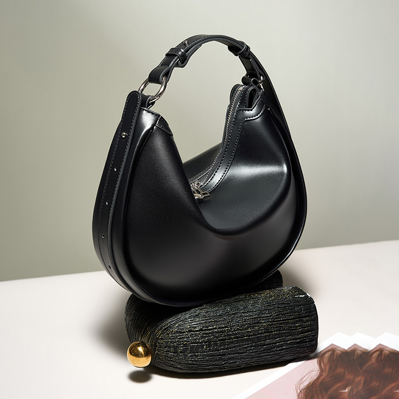 Tas Ketiak Gelandangan Wanita  - Luxury Bags Wholesale ulasan dan harga
